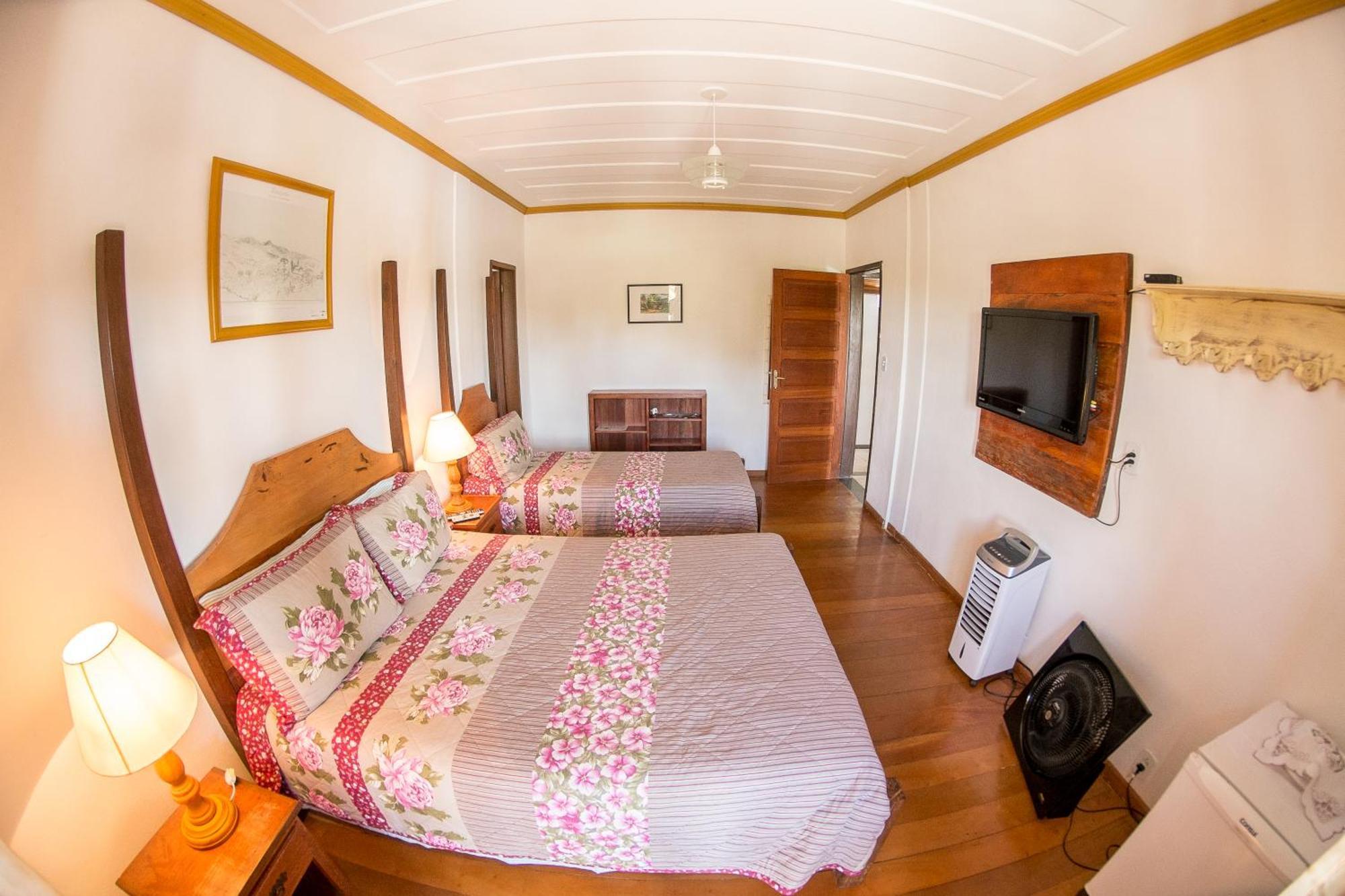 Pouso Lar Doce Lar Hotel Tiradentes Ngoại thất bức ảnh